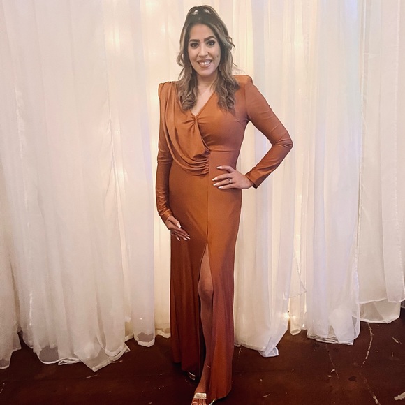 Meet your Posher, Norma - Picture 3 of 3